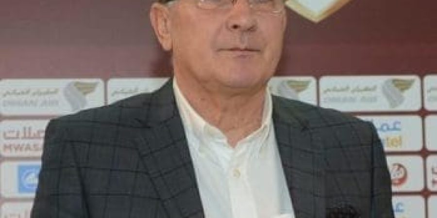 مدرب منتخبنا الوطني الأول لكرة القدم