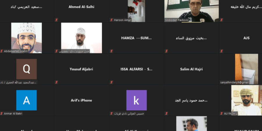 حلقة عمل لمدربي المراحل السنية